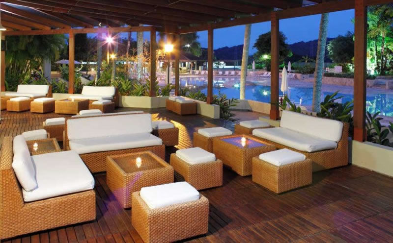 Hotel Estelar Altamira Ibague Exterior photo The resort's pool area